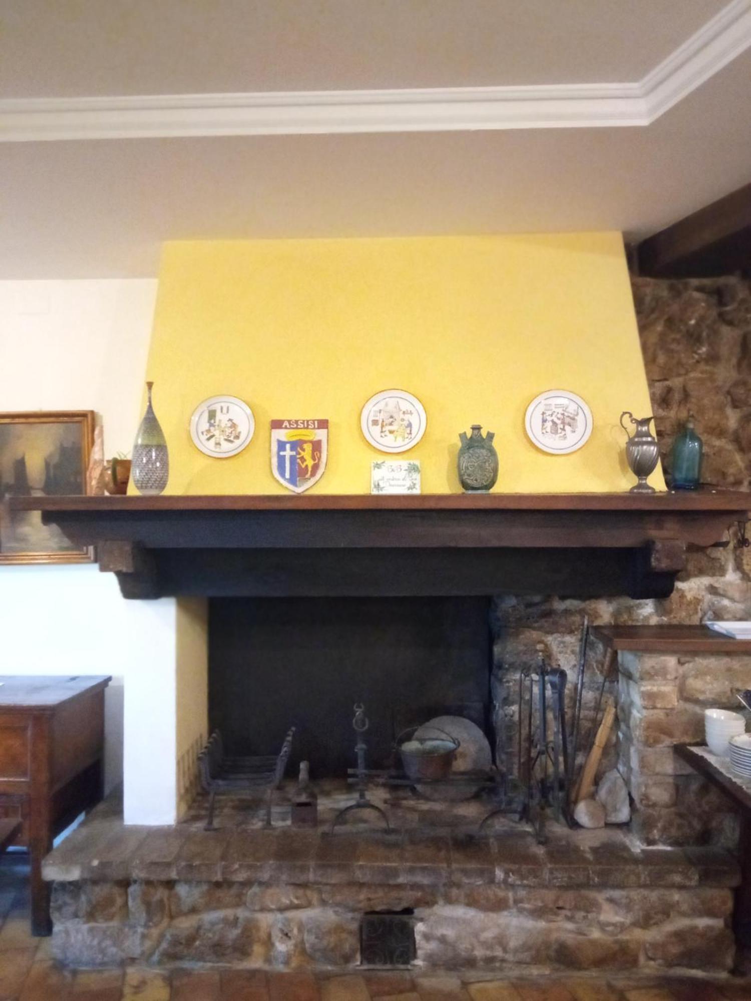 All'Ombra Di San Damiano 阿西西 外观 照片